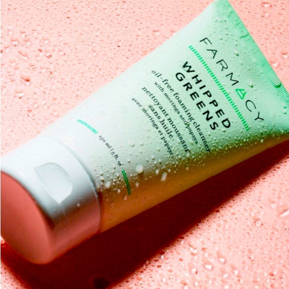 Farmacy Whipped Greens Oil-Free Foaming Cleanser with Moringa and Papaya